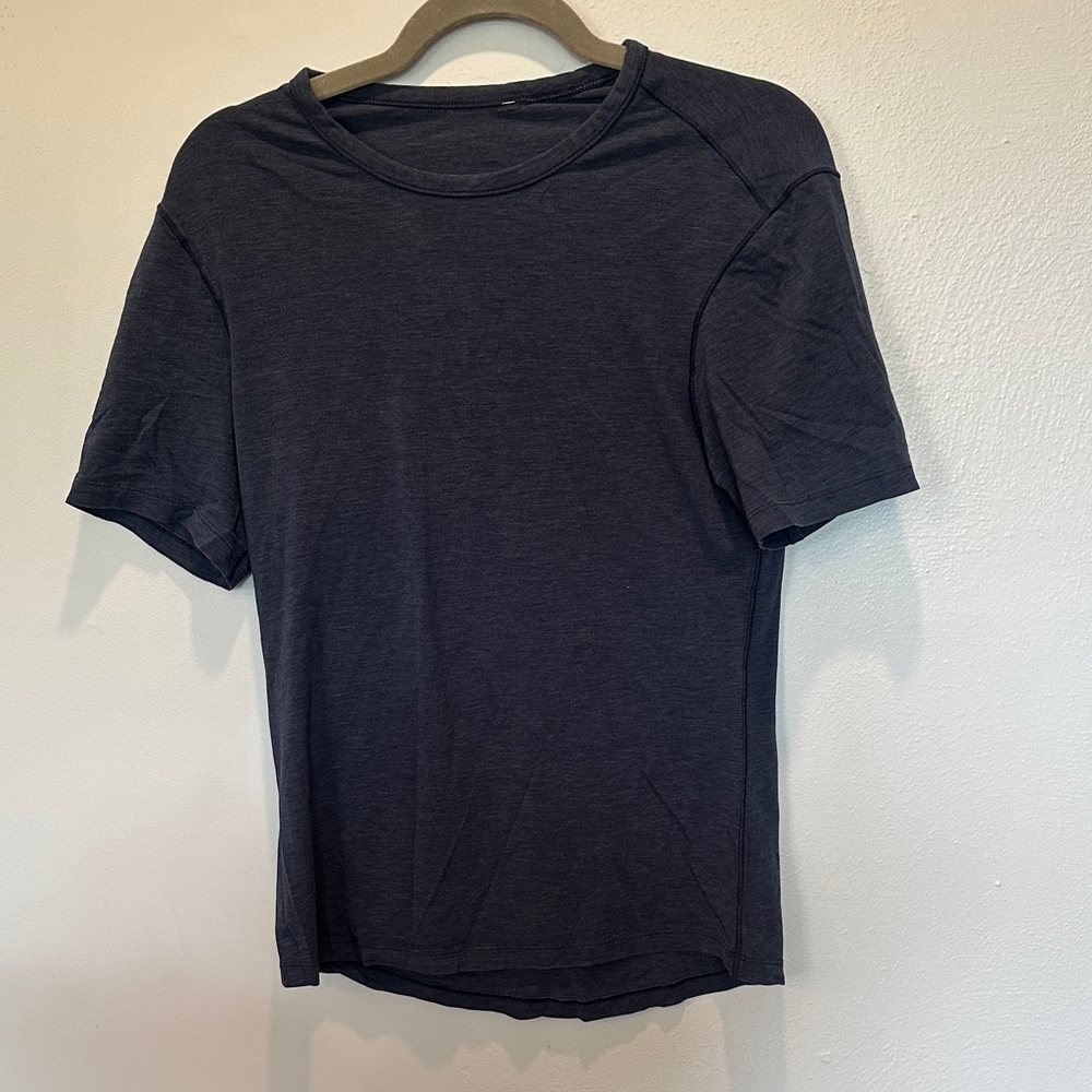 lululemon athletica Men's Short Sleeve Crew Tee in Charcoal